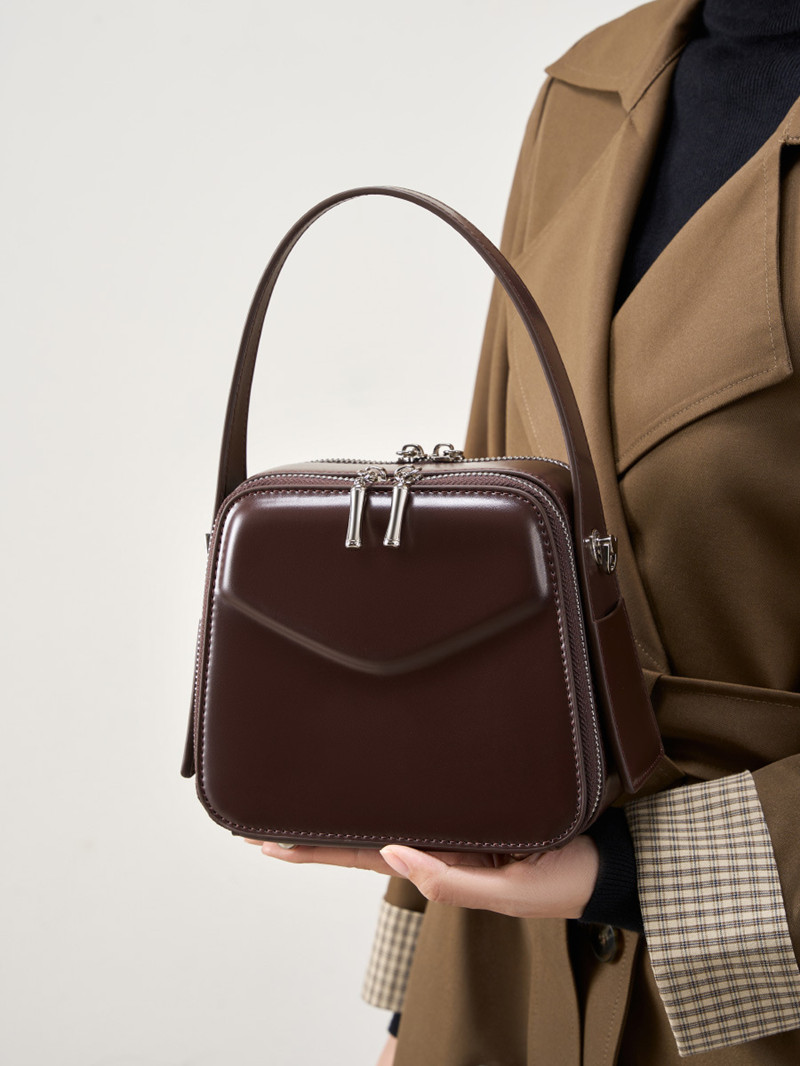 2025 여성 럭셔리 디자이너 고품질 겨드랑이 쇠가죽  - Luxury Bag Collection 리뷰 및 가격
