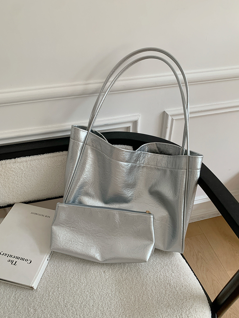 캐주얼 대용량 토트백 통근용 디자이너 여성 숄더백 고급 - Luxury Bag Collection 리뷰 및 가격