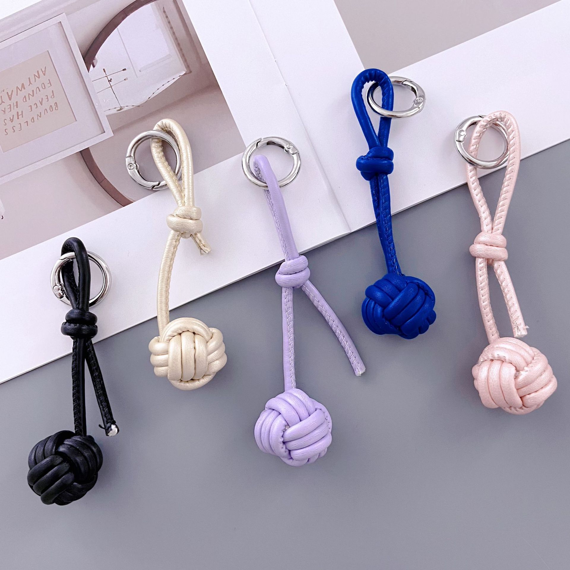 가방 펜던트 일본 하라주쿠 가죽 액세서리 한국 럭셔리  - Luxury Japanese Bags Brands 리뷰 및 가격